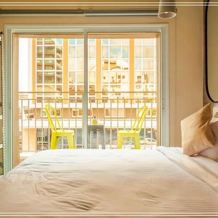 Dream Beach 98 Hotel And Spa Тел Авив Екстериор снимка